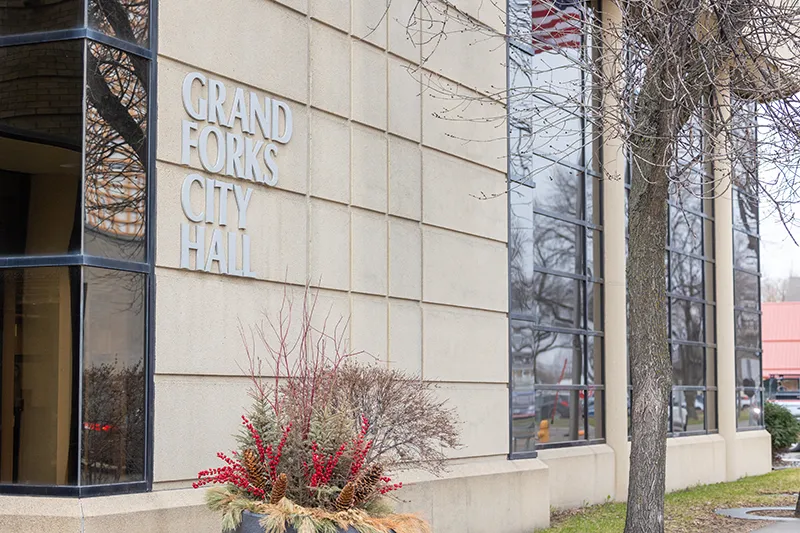 The entrance to Grand Forks City Hall.