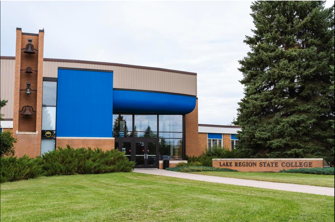 Lake Region State College main entrance